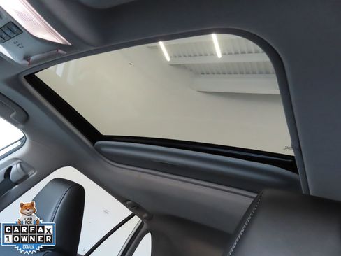 Used 2022 Toyota RAV4 XLE Premium image 22