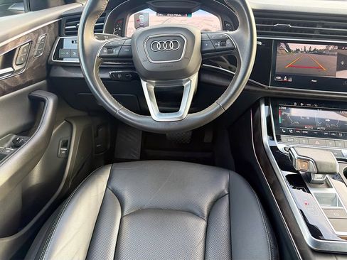 Used 2021 Audi Q8 Premium Plus w/ Premium Plus Package AWD/4WD image 17