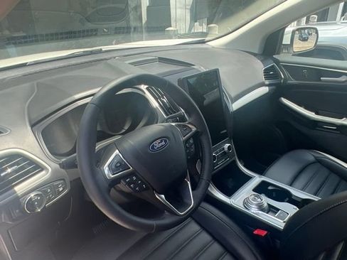 Used 2022 Ford Edge SEL w/ Convenience Package AWD/4WD image 5