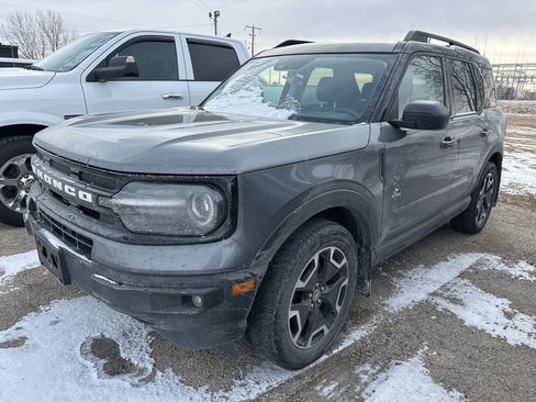 Used 2021 Ford Bronco Sport Outer Banks w/ Outer Banks Package image 14
