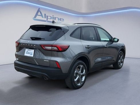 Certified 2025 Ford Escape ST-Line image 5