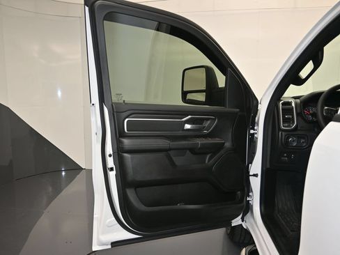 Used 2025 RAM 1500 Big Horn RWD image 10