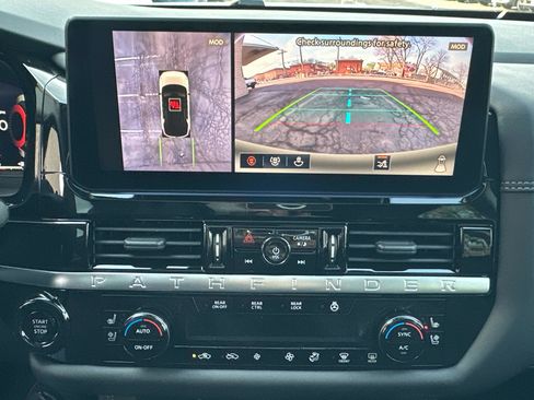 New 2026 Nissan Pathfinder Platinum AWD/4WD image 35