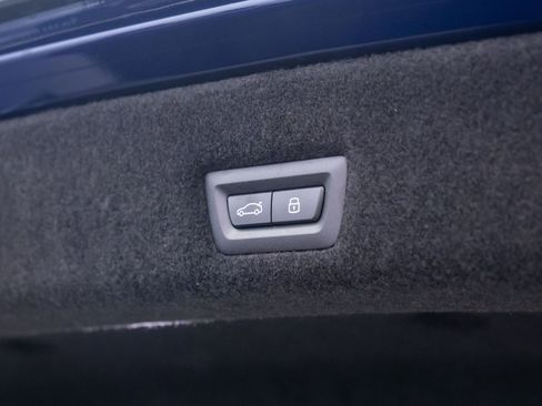 New 2026 BMW 740i xDrive w/ Premium Package image 33