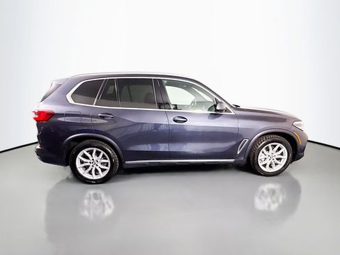 Used 2020 BMW X5 xDrive40i w/ Parking Assistance Package AWD/4WD image 11