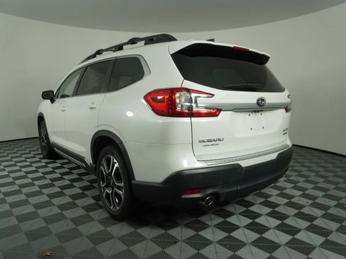 Used 2023 Subaru Ascent Limited image 5