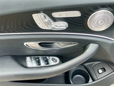 Used 2023 Mercedes-Benz E 350 4MATIC Sedan image 18