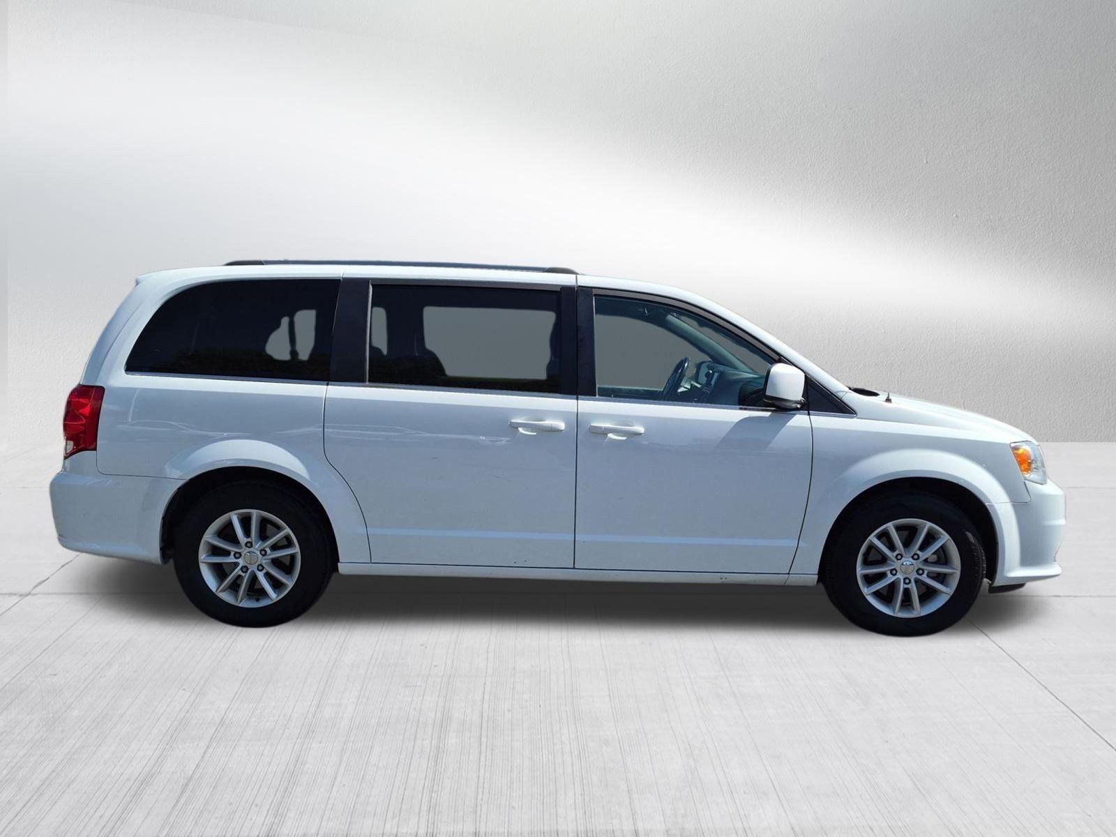 Used 2019 Dodge Grand Caravan SXT FWD image 7