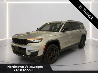 Used 2025 Jeep Grand Cherokee L Limited w/ Black Appearance Package