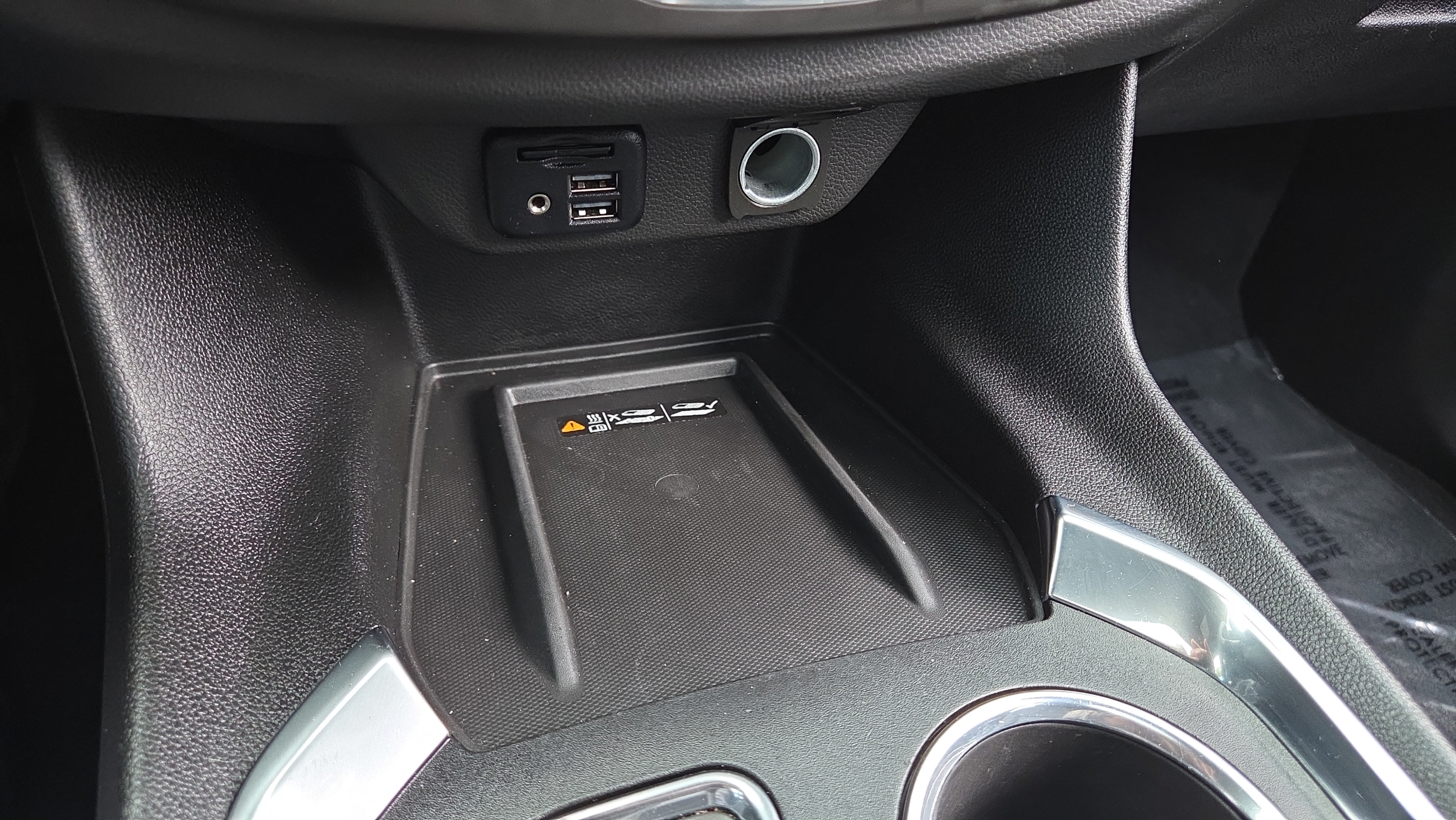Used 2024 Chevrolet Traverse Premier w/ Redline Edition FWD image 34