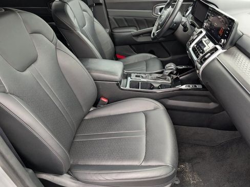 Used 2023 Kia Sorento SX image 28