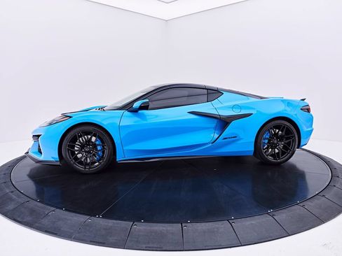 Used 2024 Chevrolet Corvette Z06 w/ Battery Protection Package RWD image 19