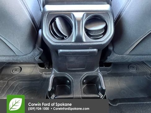 Used 2018 Jeep Wrangler Sport AWD/4WD image 12