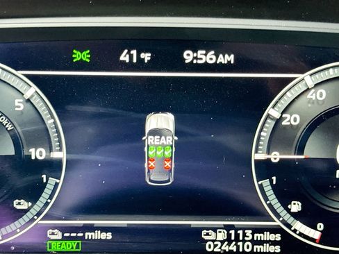 Used 2023 Mitsubishi Outlander SEL image 18