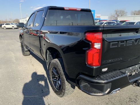 Used 2022 Chevrolet Silverado 1500 LT Trail Boss w/ LPO, Dark Essentials Package image 16
