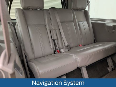Used 2015 Lincoln Navigator L 2WD image 17