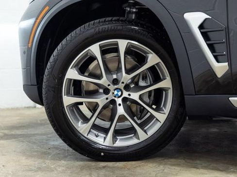 Used 2026 BMW X5 xDrive40i w/ Premium Package AWD/4WD image 23