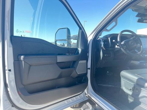 New 2026 Ford F250 Lariat w/ FX4 Off-Road Package AWD/4WD image 21