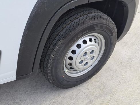 New 2026 RAM ProMaster 2500 w/ Convenience Group FWD image 6