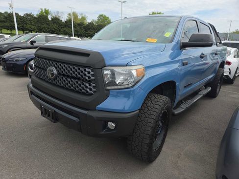 Used 2019 Toyota Tundra SR5 w/ SR5 Upgrade Package image 9