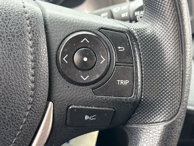 Used 2018 Toyota RAV4 LE w/ All Weather Liner Package AWD/4WD image 31