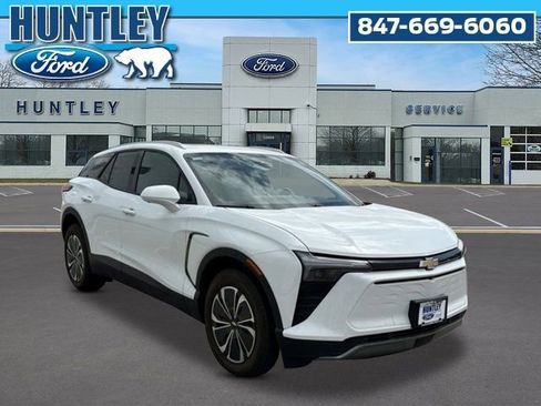 Used 2024 Chevrolet Blazer EV LT AWD/4WD image 4