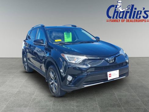 Certified 2017 Toyota RAV4 XLE AWD/4WD image 3