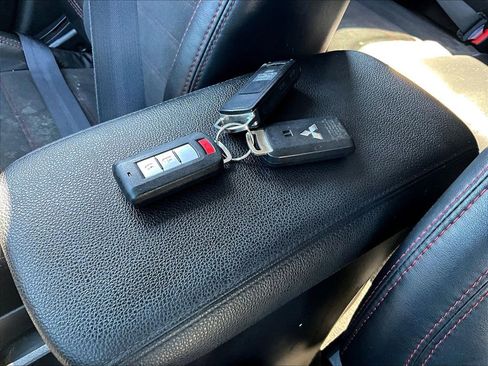 Used 2022 Mitsubishi Outlander Sport SE image 9