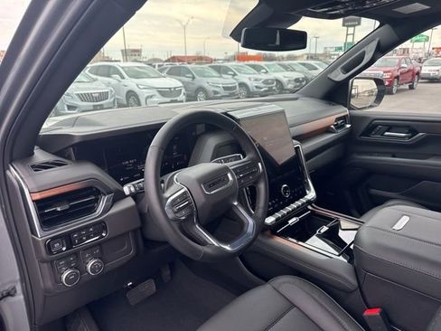 Used 2026 GMC Yukon Denali w/ Sun & Power Step Package image 11