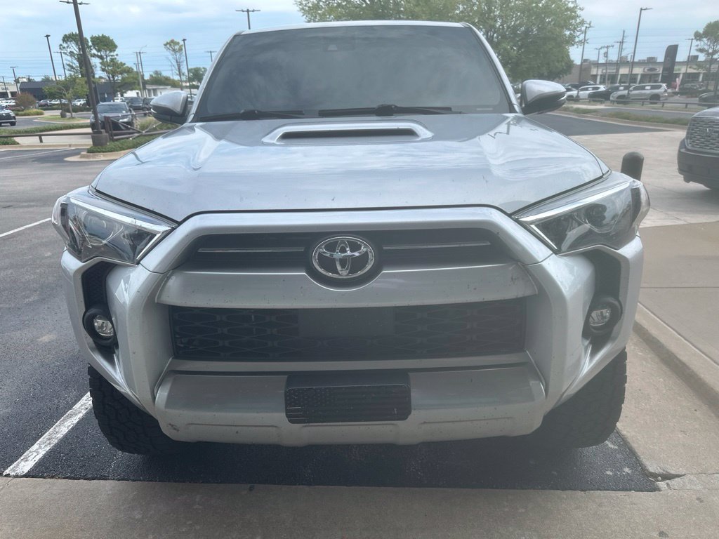 Used 2022 Toyota 4Runner TRD Off-Road Premium AWD/4WD image 8