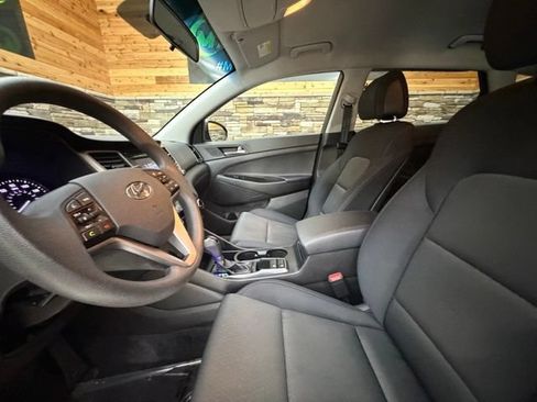 Used 2018 Hyundai Tucson SE AWD/4WD image 14