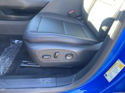 New 2026 Chevrolet Equinox EV LT image 10