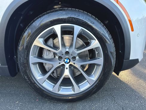 New 2026 BMW X5 xDrive50e AWD/4WD image 2