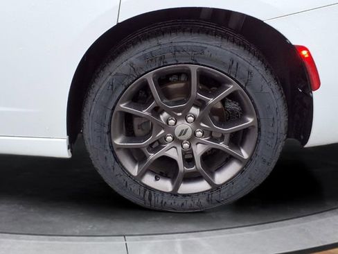 Used 2018 Dodge Charger GT AWD/4WD image 23