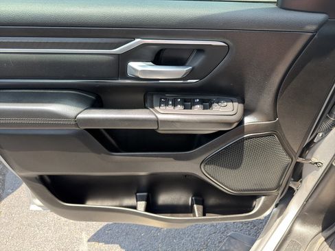 Used 2025 RAM 1500 Big Horn AWD/4WD image 37