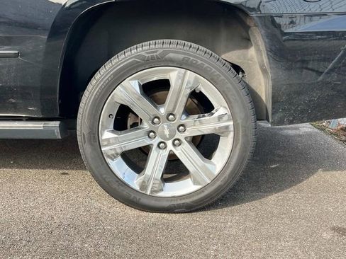 Certified 2019 Chevrolet Tahoe Premier AWD/4WD image 13