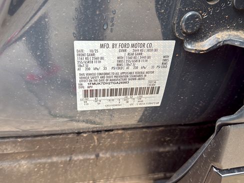 New 2026 Ford Explorer Active w/ Active Comfort Package RWD image 27
