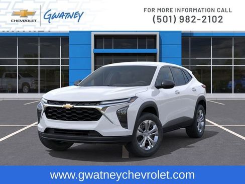 New 2026 Chevrolet Trax LS image 6