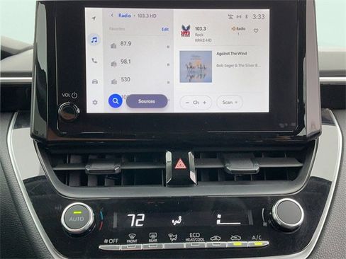 Used 2024 Toyota Corolla LE image 19