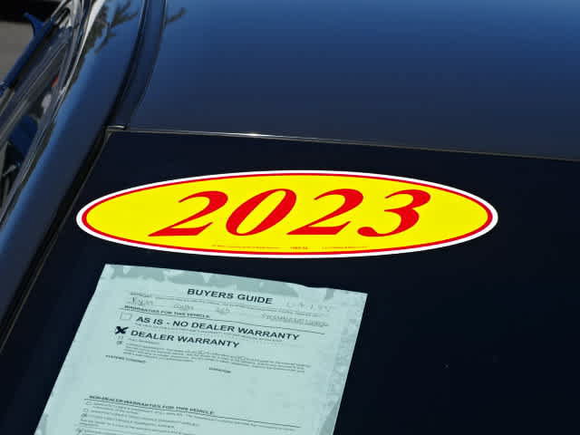 Used 2023 Toyota Corolla SE w/ Carpet Mat Package (TMS) FWD image 6