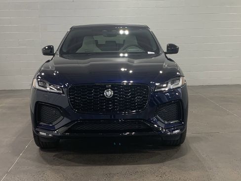 Certified 2026 Jaguar F-PACE R-Dynamic S image 9