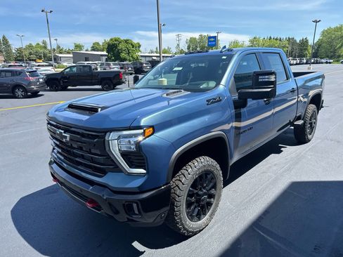 New 2026 Chevrolet Silverado 3500 LTZ w/ LTZ Plus Package AWD/4WD image 12