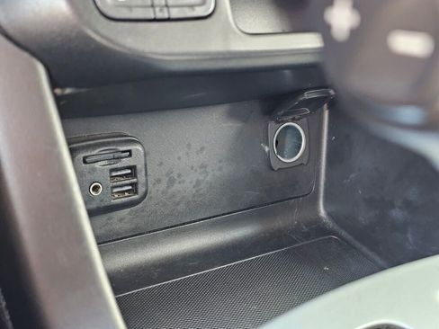 Used 2019 Chevrolet Colorado ZR2 image 40