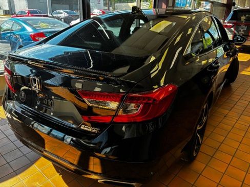 Used 2022 Honda Accord Sport Special Edition image 9