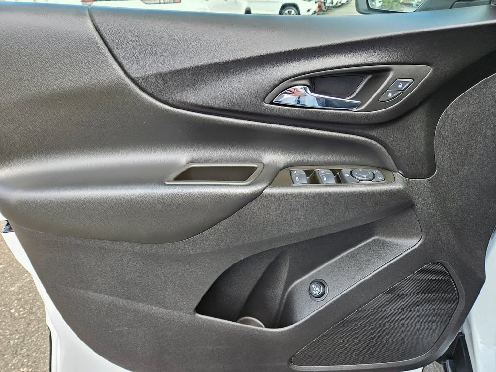 Used 2024 Chevrolet Equinox LT AWD/4WD image 22