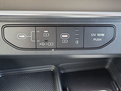 New 2026 Kia Carnival EX FWD image 22