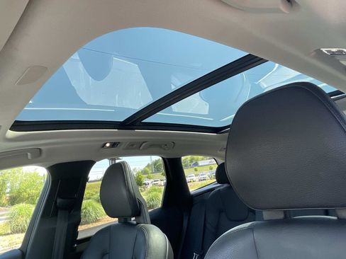 Used 2018 Volvo XC60 T5 Inscription w/ Convenience Package AWD/4WD image 20