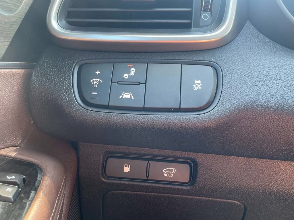 Used 2020 Kia Sorento SX FWD image 15