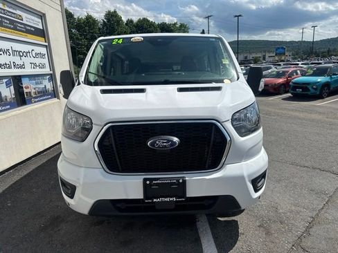 Used 2024 Ford Transit 350 XLT RWD image 7
