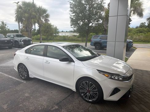 Used 2023 Kia Forte GT w/ GT2 Package FWD image 2